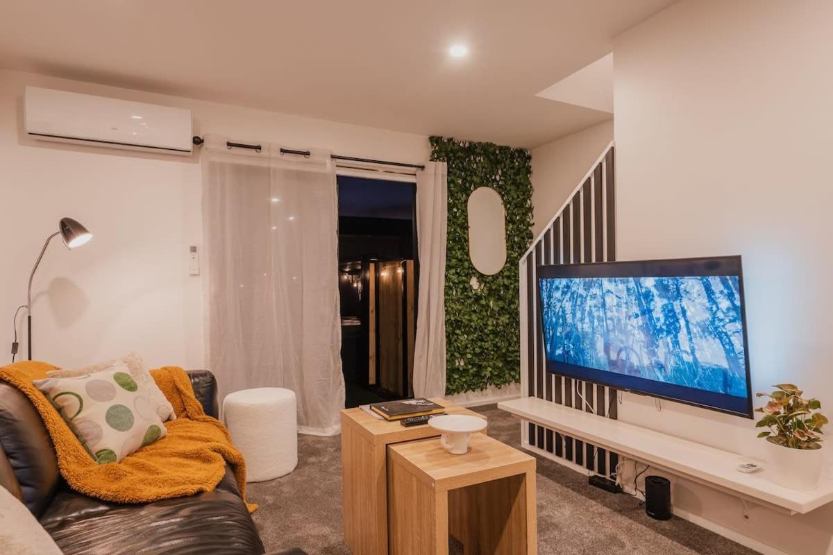 Where Meets Serenity In Apartment Christchurch